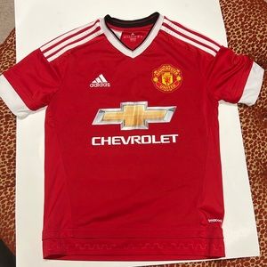 Adidas youth, large Man United, authentic soccer jersey, great condition.